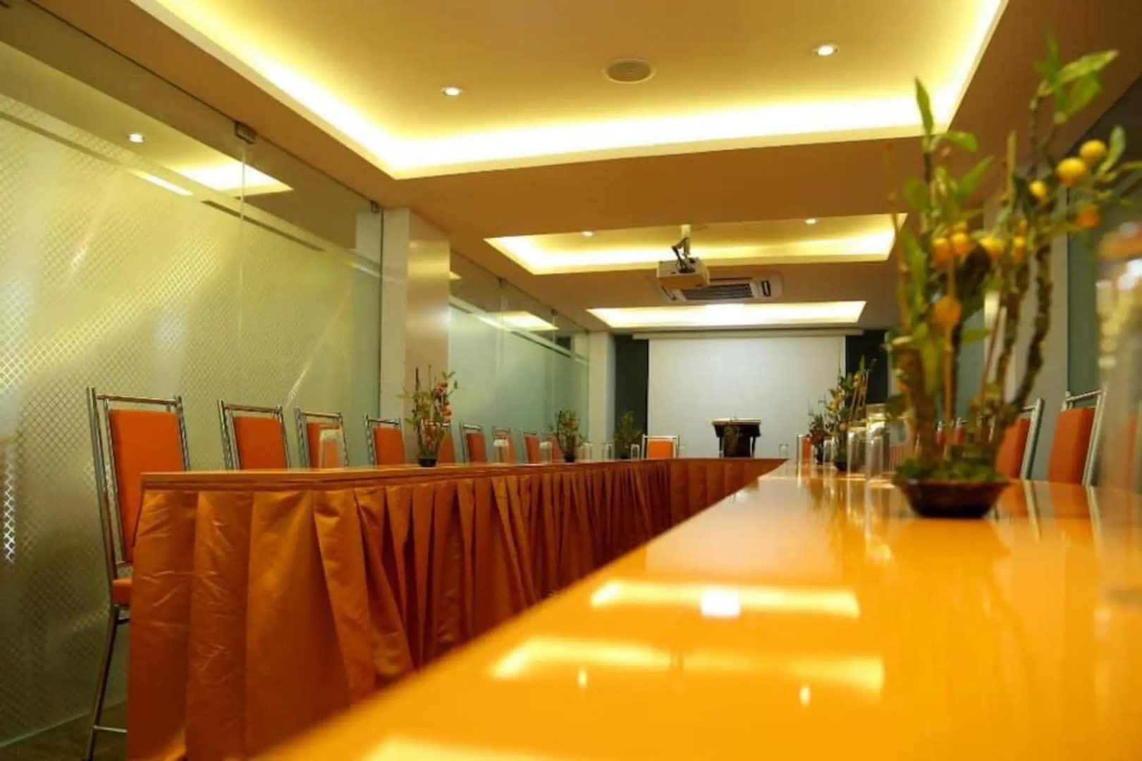 Challenger Residency