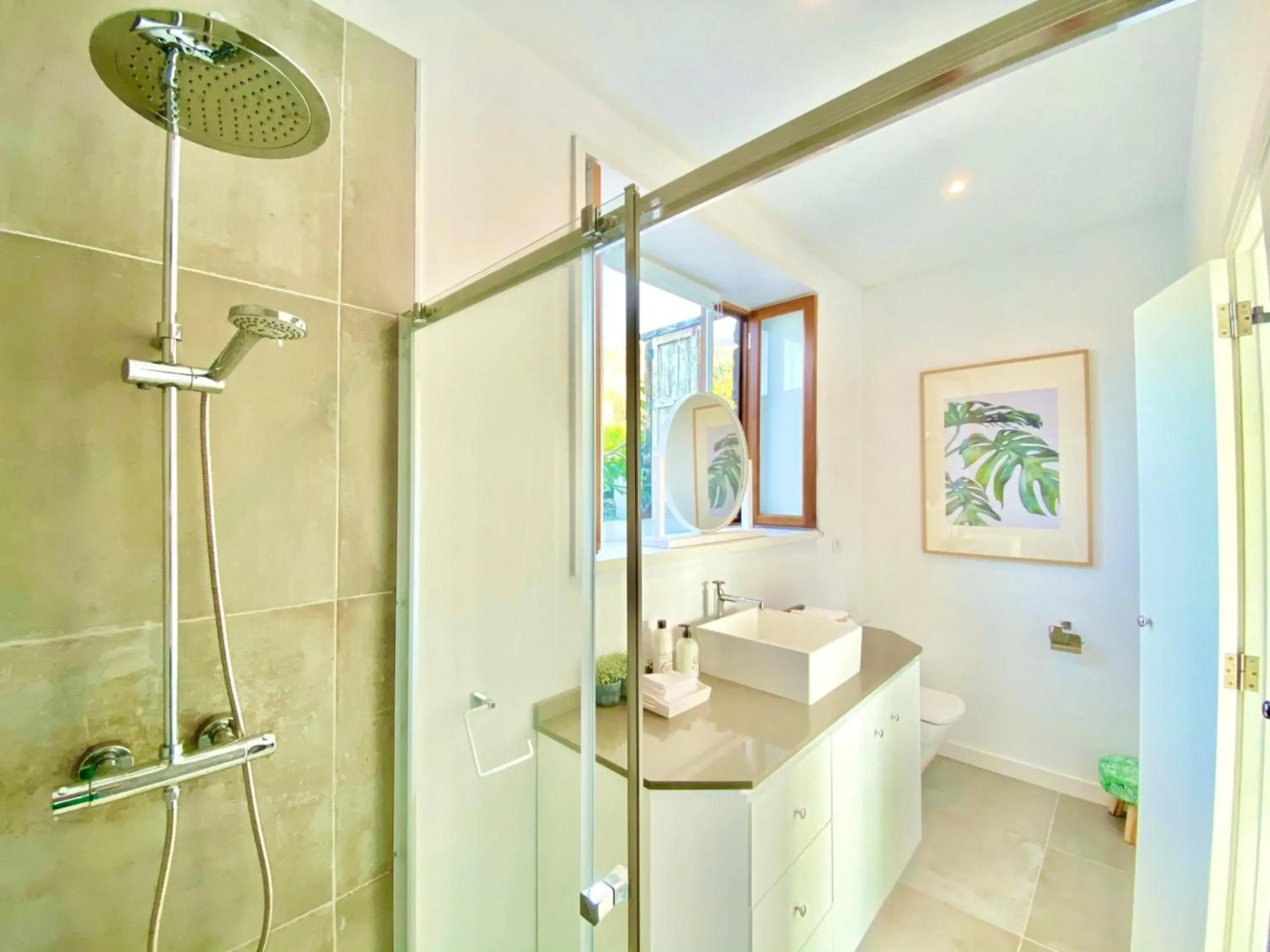 Casa Lava Luminosa y con Magníficas Vistas