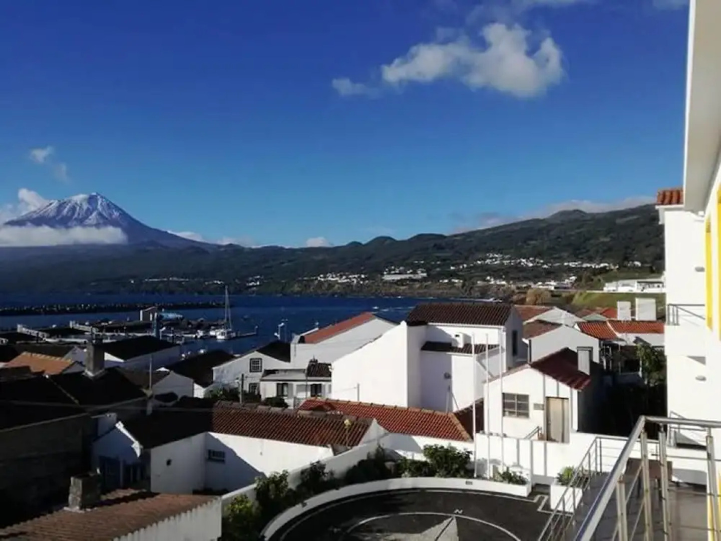 Apartment with One Bedroom in Lajes Do Pico, with Wonderful Sea View, Terrace And Wifi