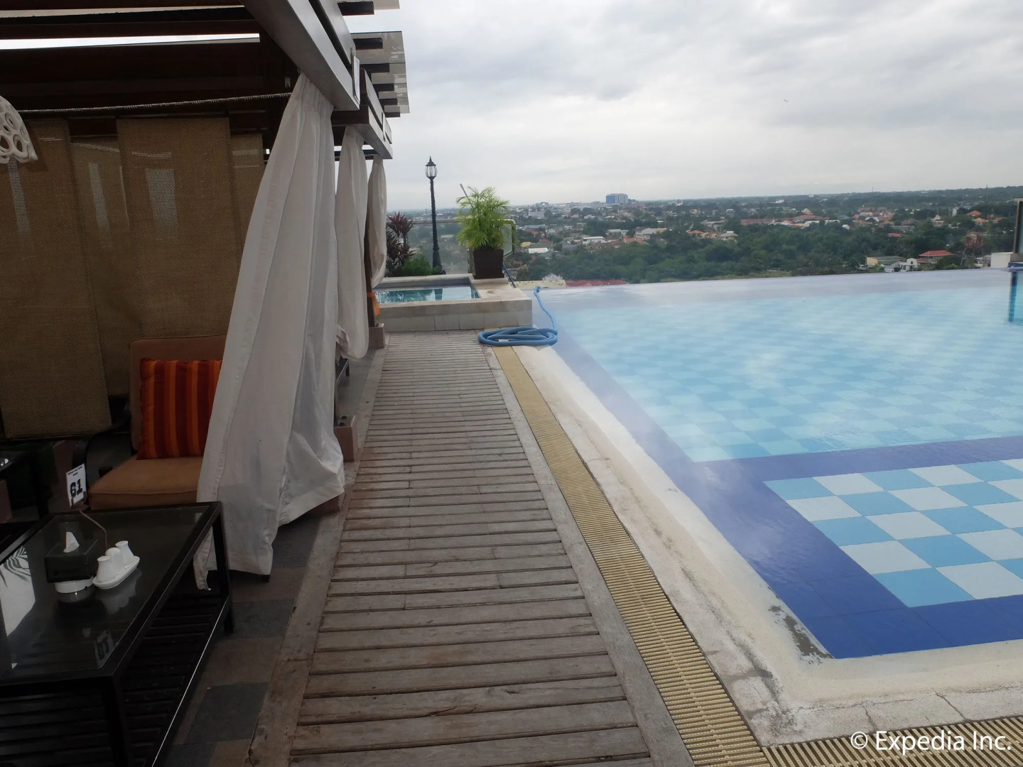 Central Park Tower Resort