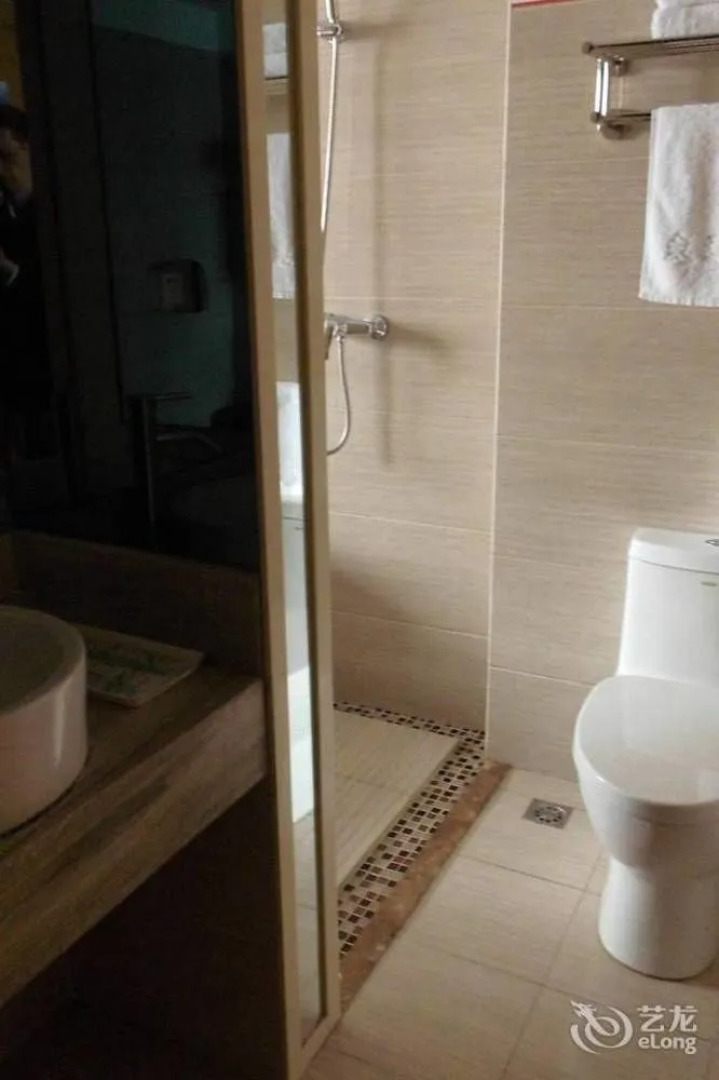 Yantai Tonghui Hotel