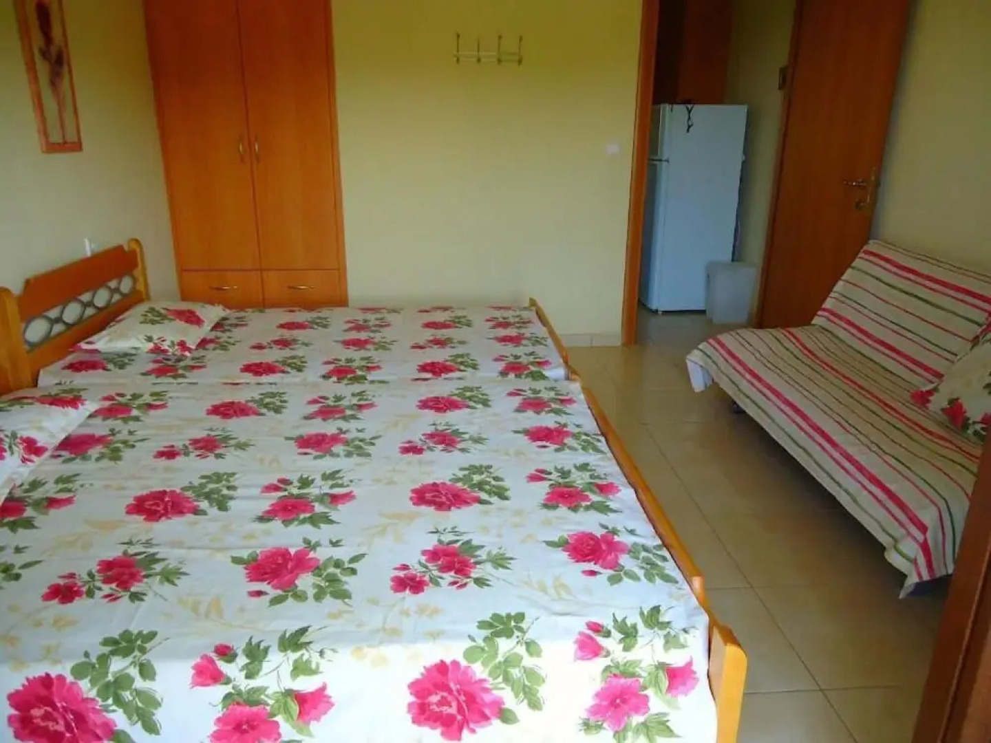 Kandilari Apartments