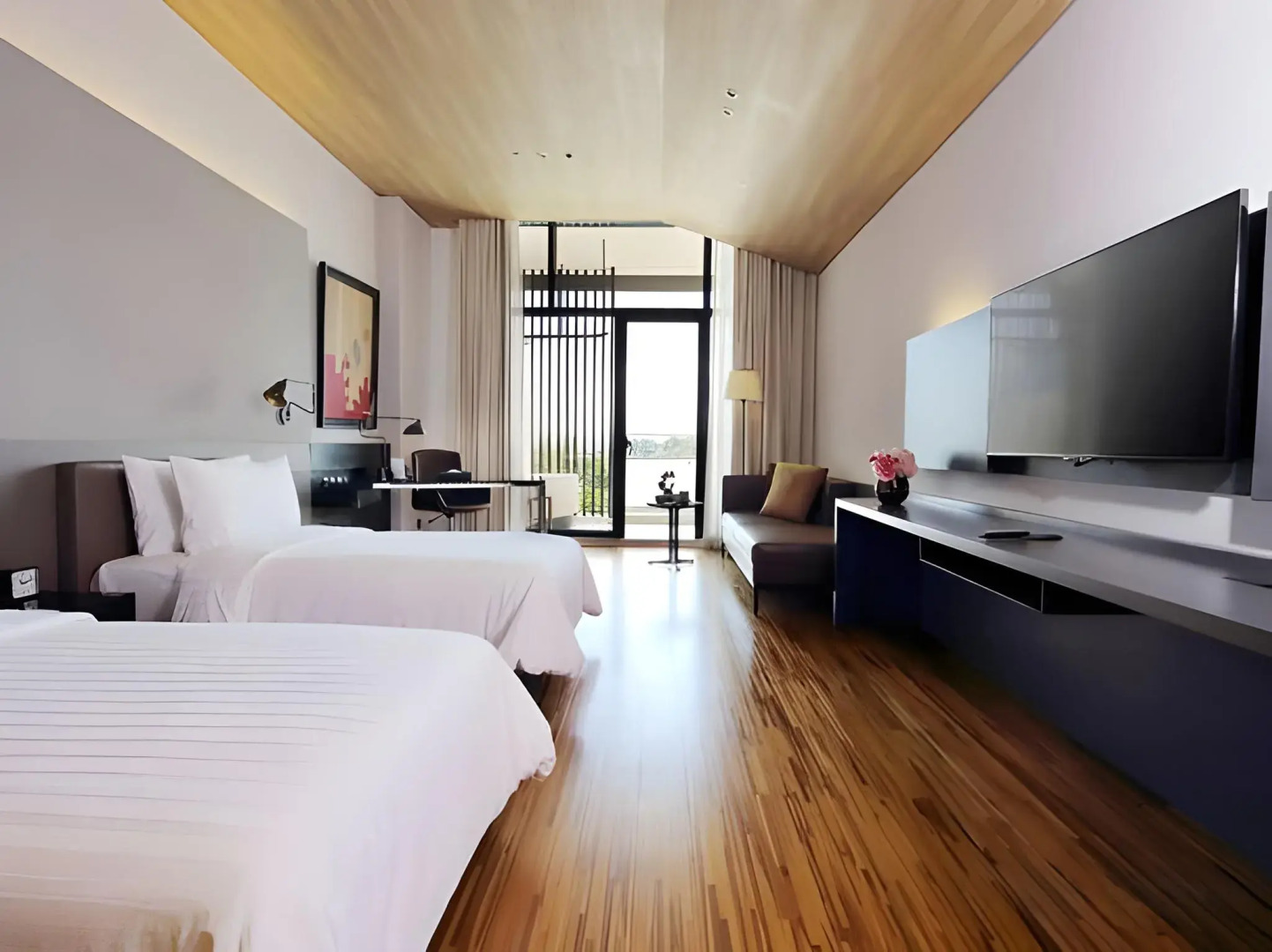 Midori Clark Hotel and Casino