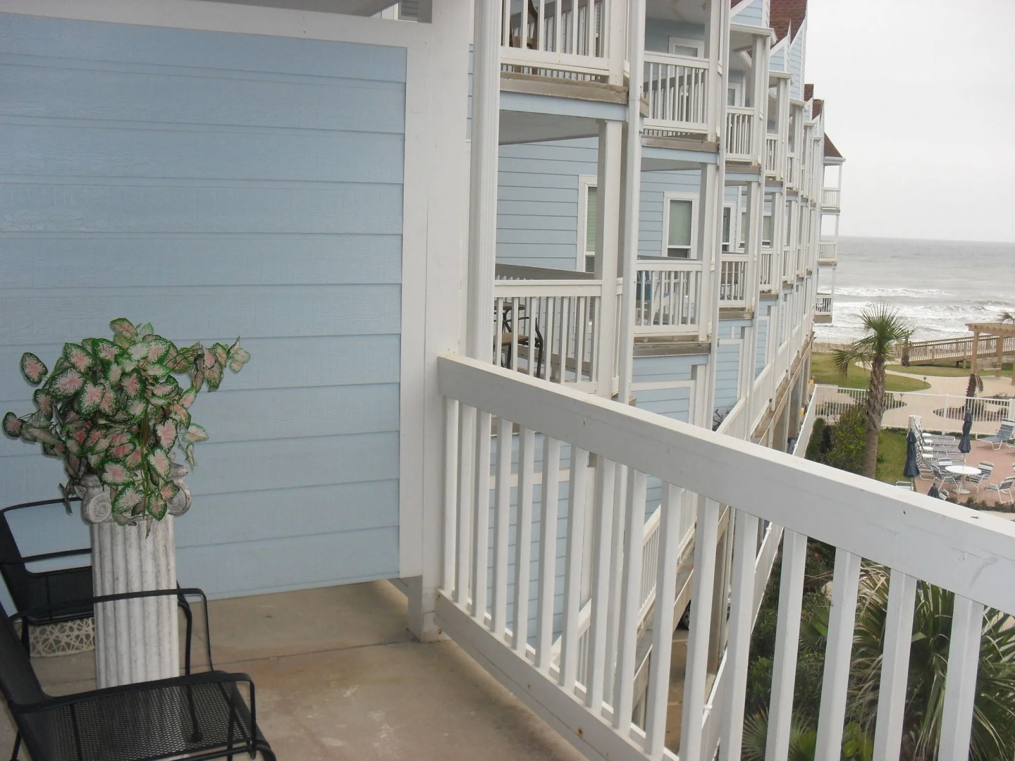 Seascape Deluxe Beach Condos by A B Sea Rentals