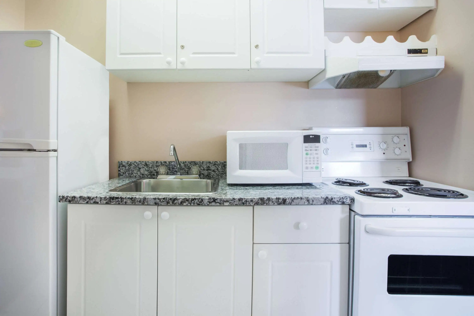 Ramada by Wyndham 100 Mile House