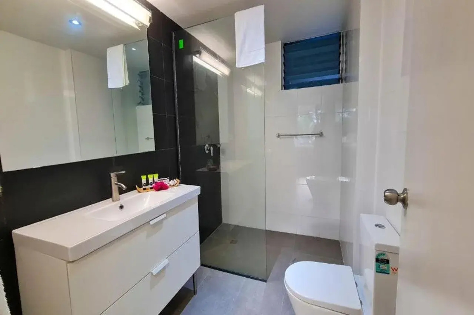 Ramada Suites By Wyndham Seafront Coral Coast