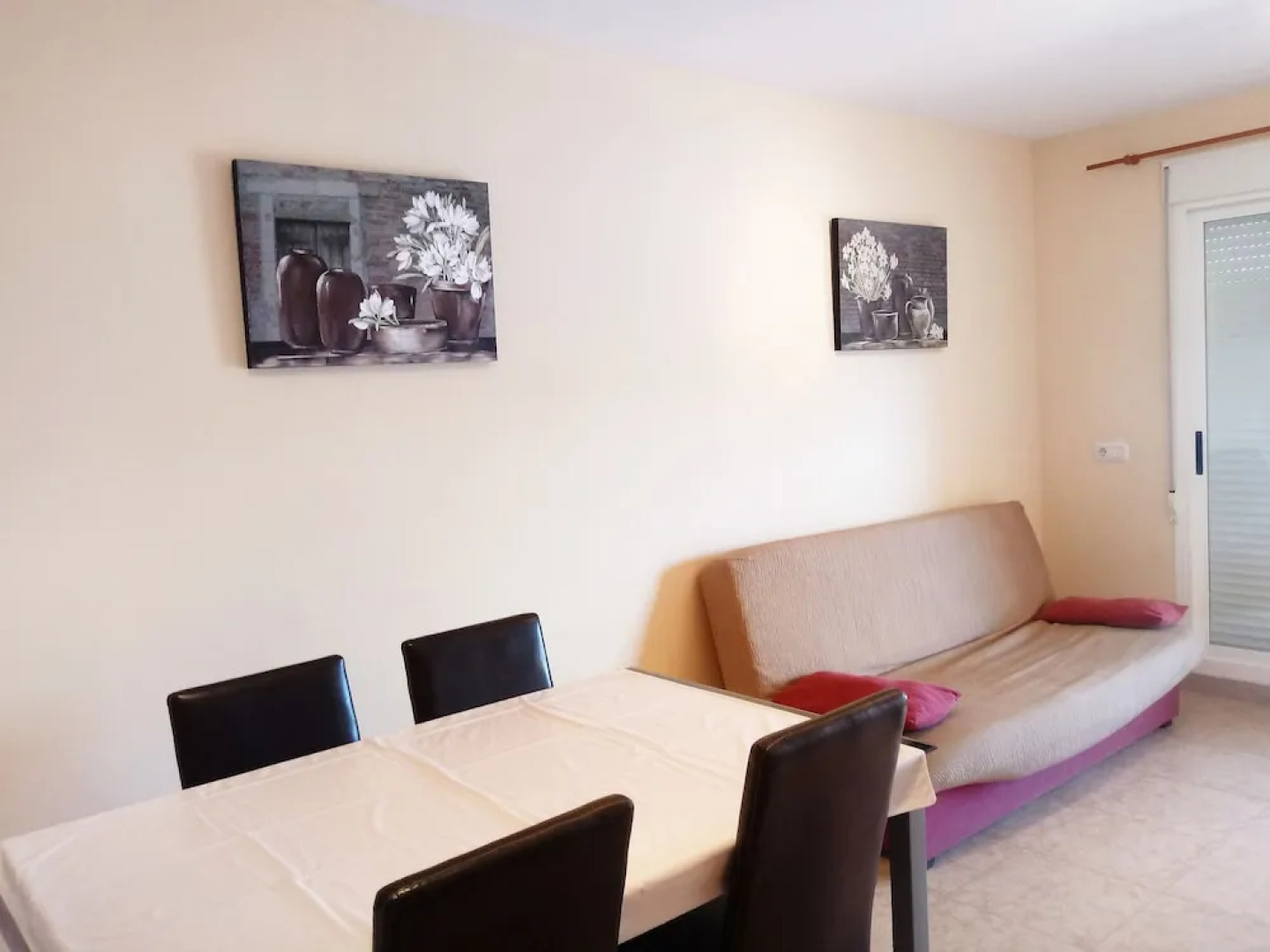 Apartamentos Tavernes Playa Suites 3000