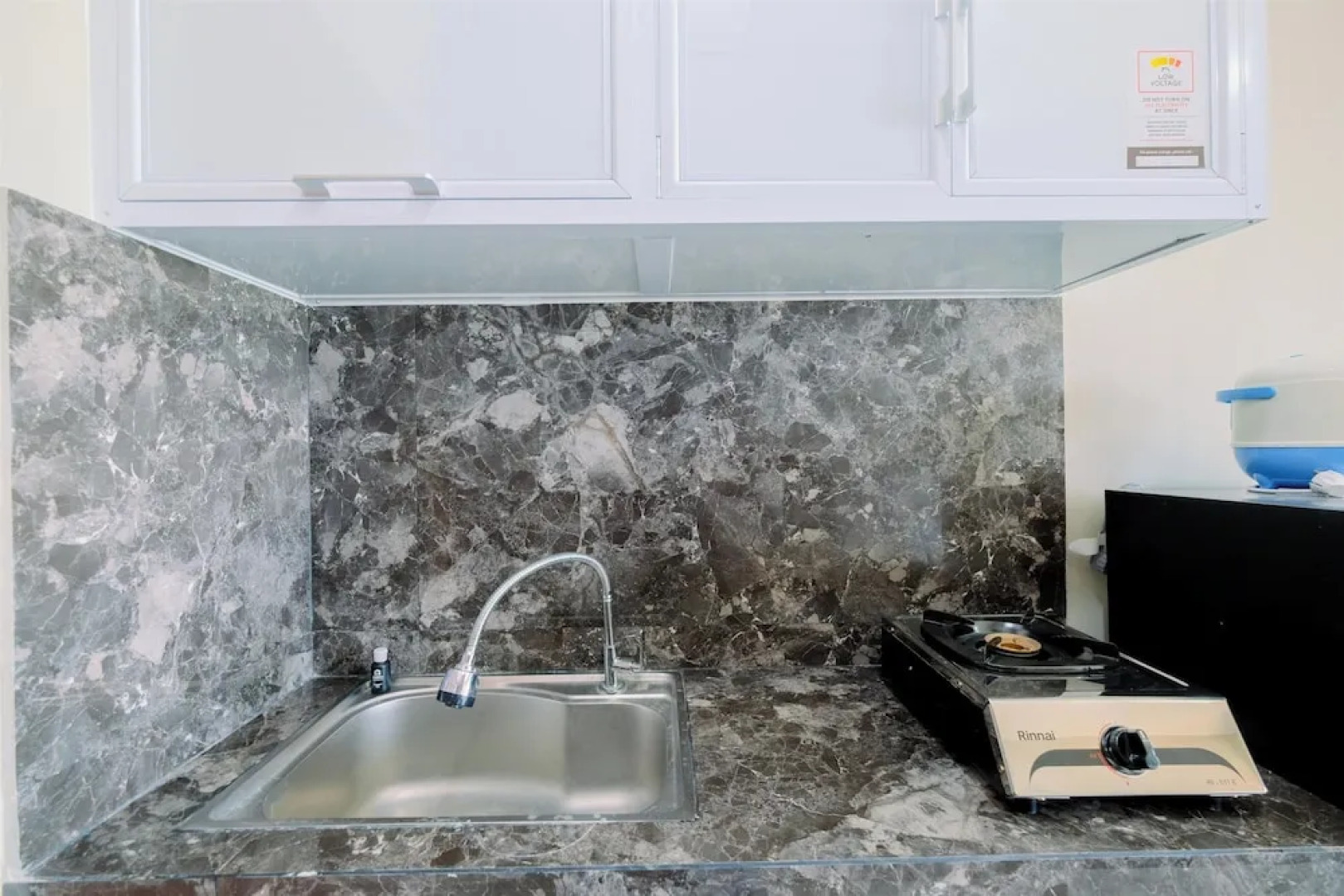 Cozy And Restful Studio Lrt City Sentul - Royal Sentul Park Apartment