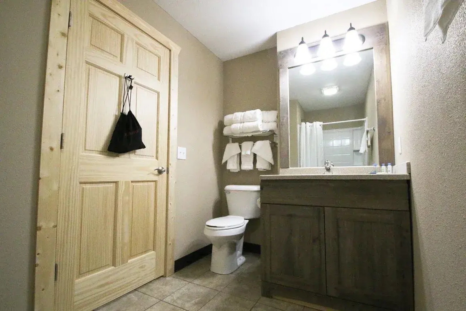 Woodside Dells Hotel & Suites