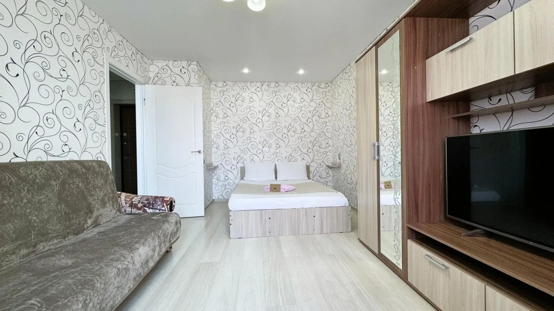 Райт Рум на Братьев Луканиных