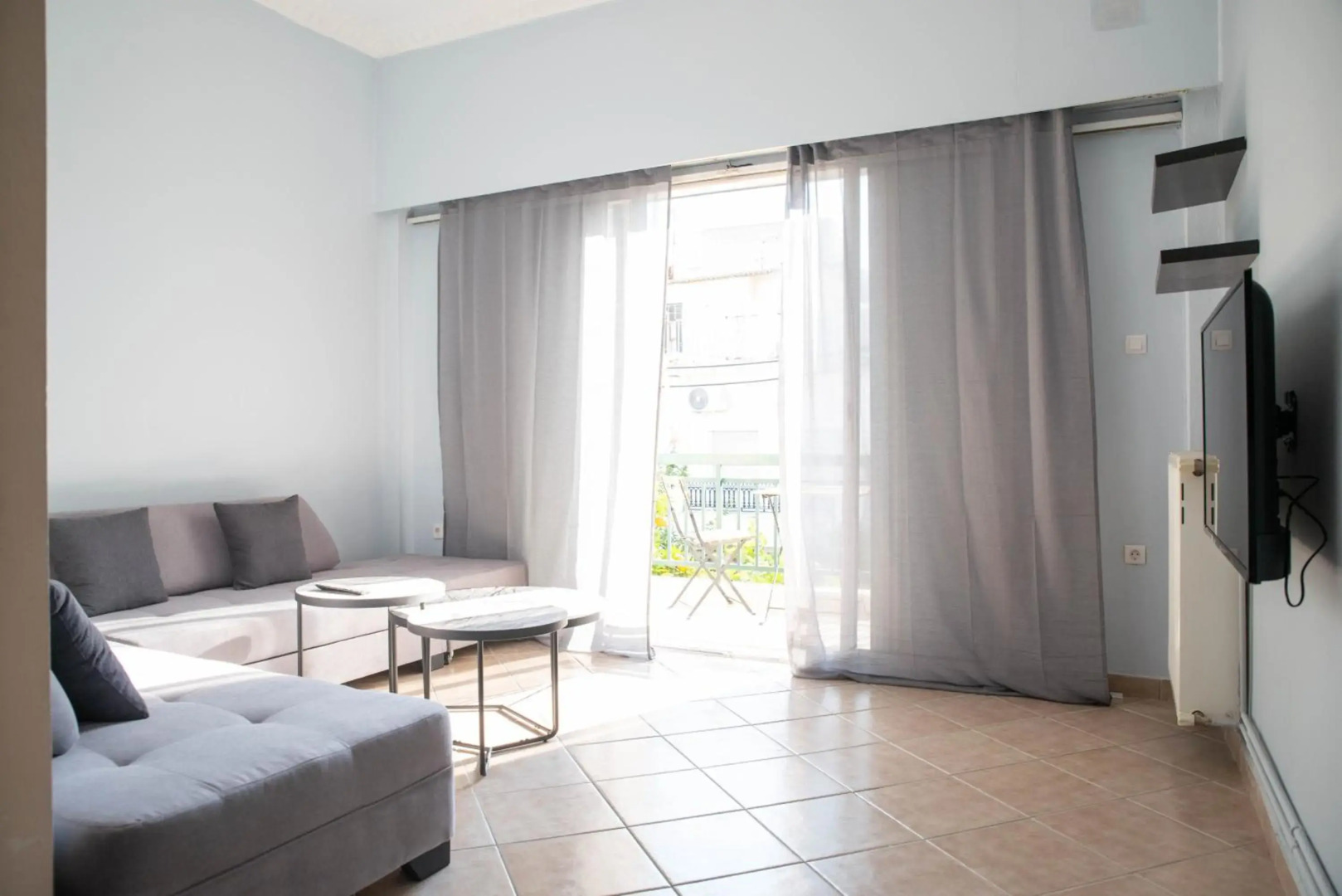 Roof garden apartment near Piraeus port & metro st