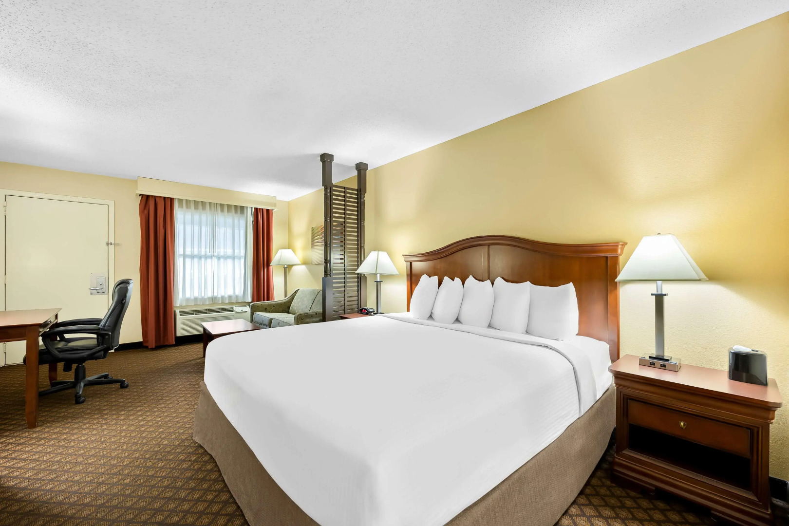 Best Western Coach House