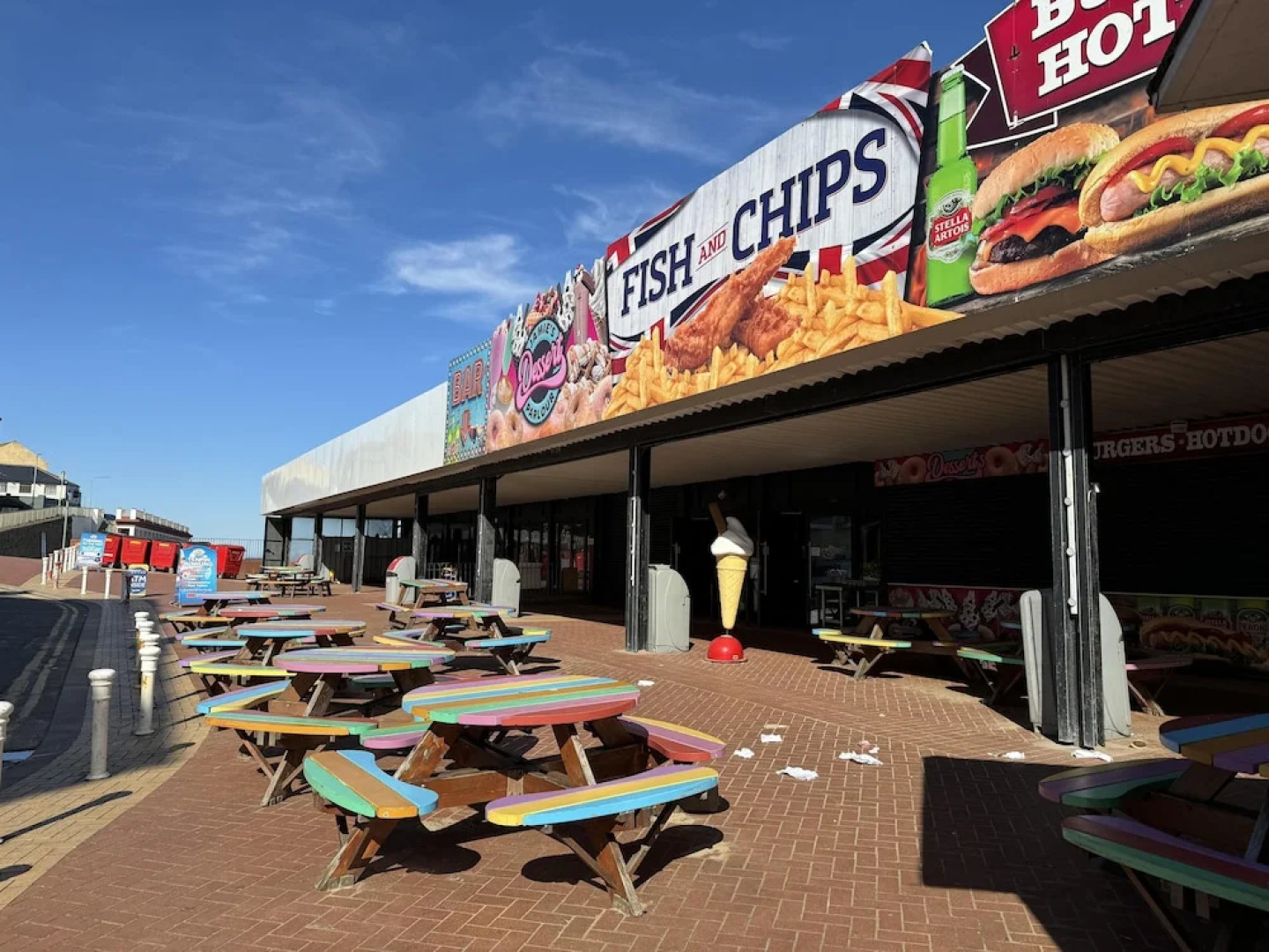 Gorgeous Spacious Apartment With Sea View