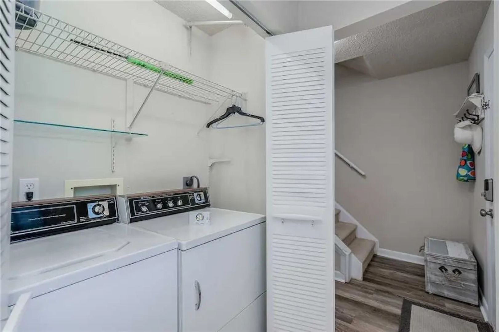 Seashell 19 - Two Bedroom Condo