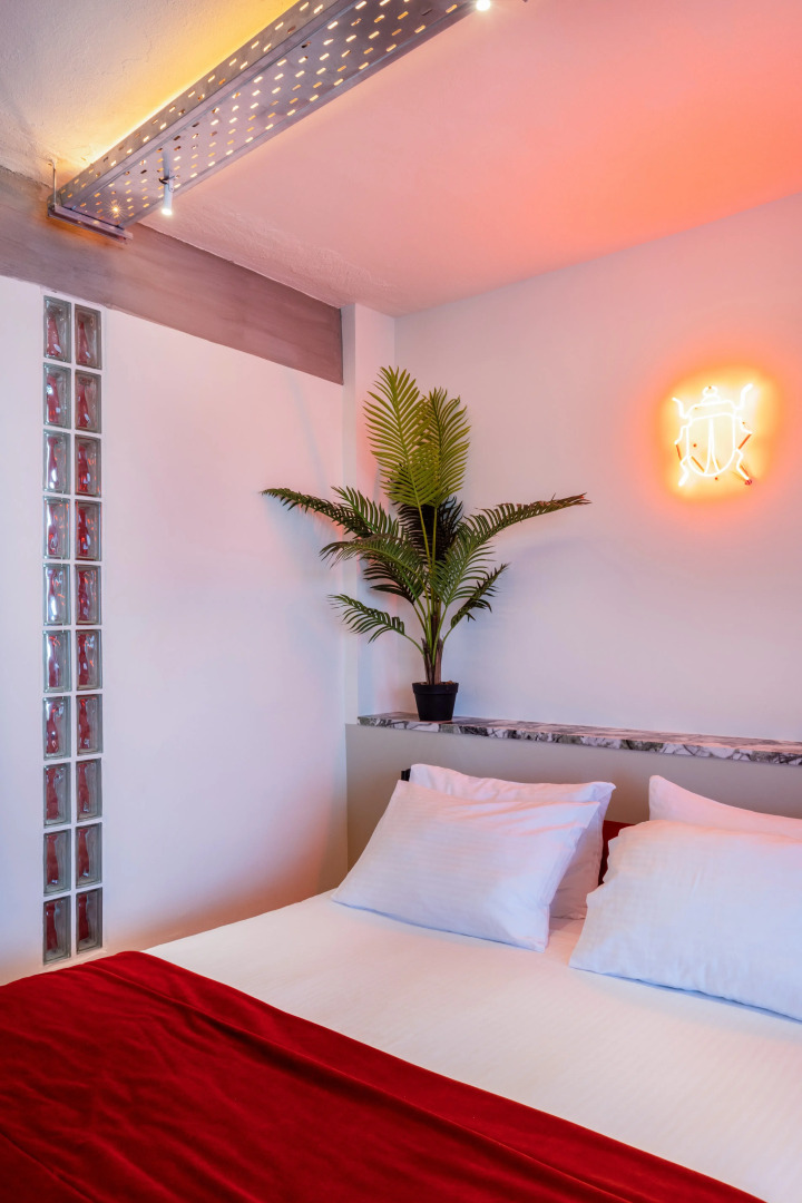 The Newel Metaxourgeio