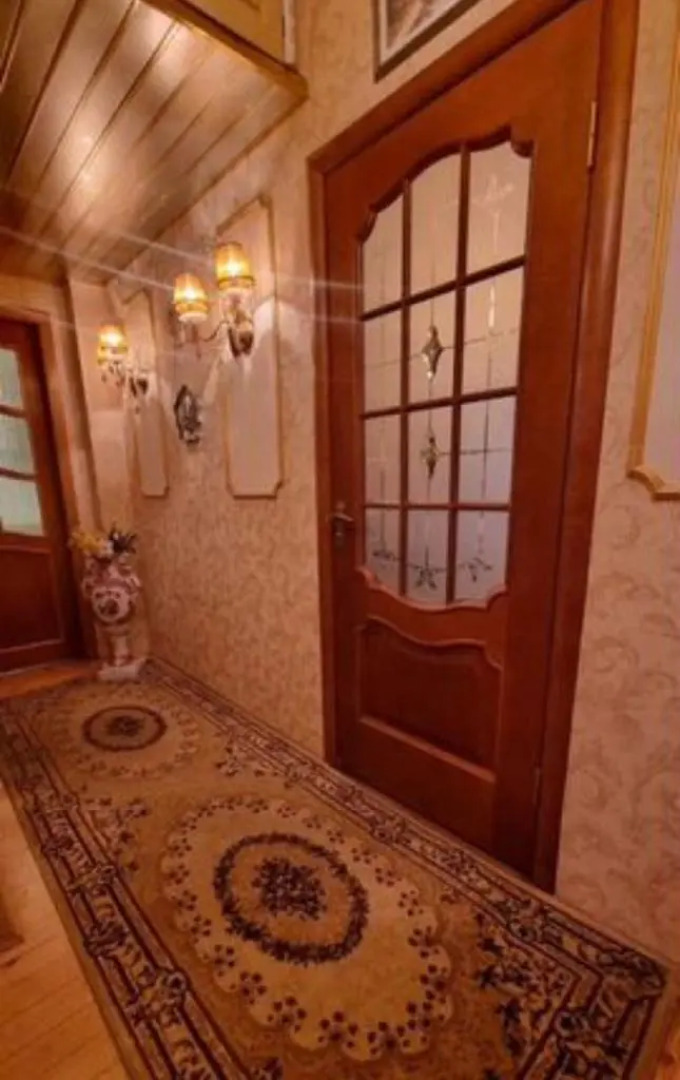 Апартаменты на улице Карпинского