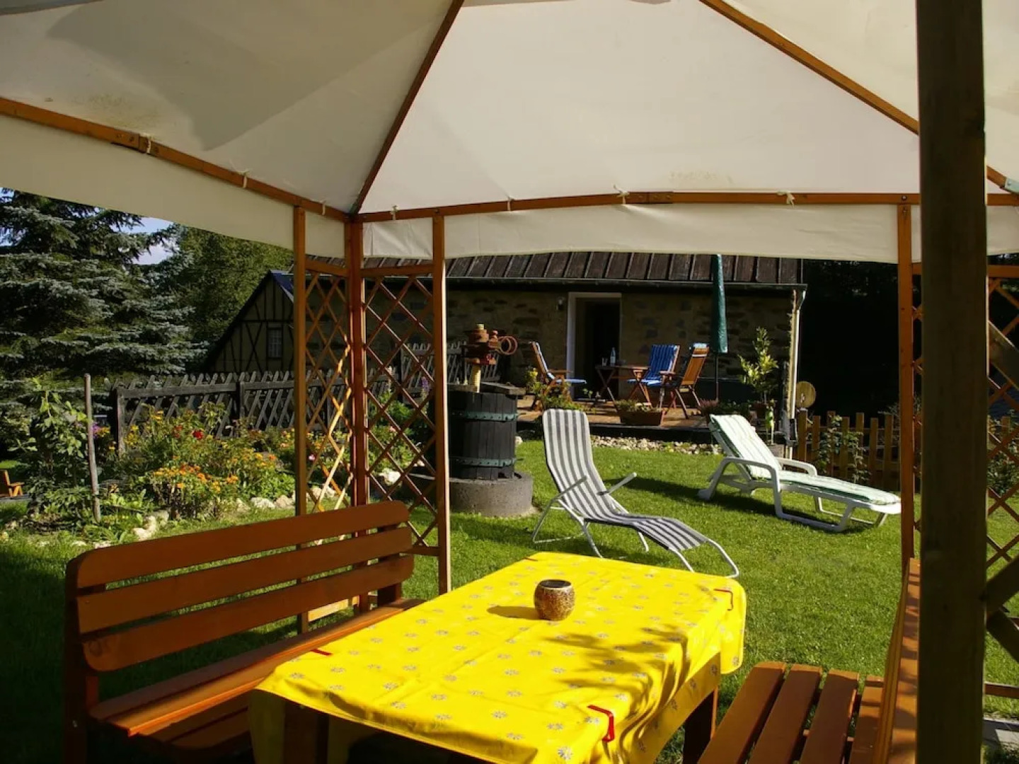 Idyllic Studio near Forest