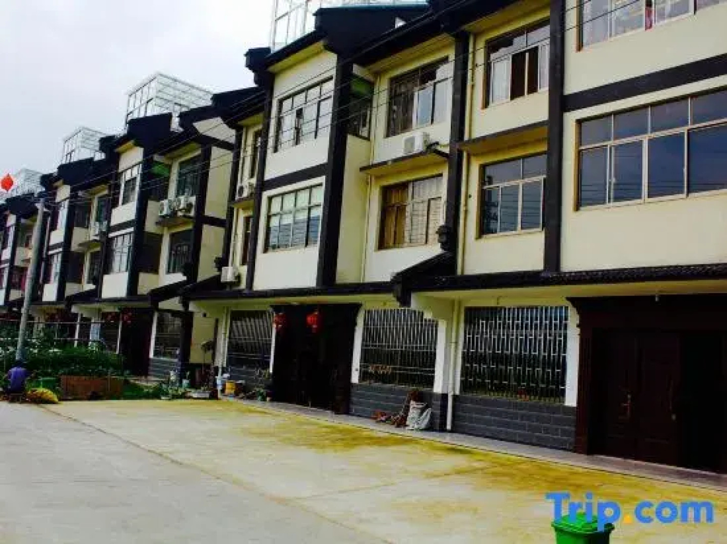 Yijia Xiaoju Inn Wuzhen