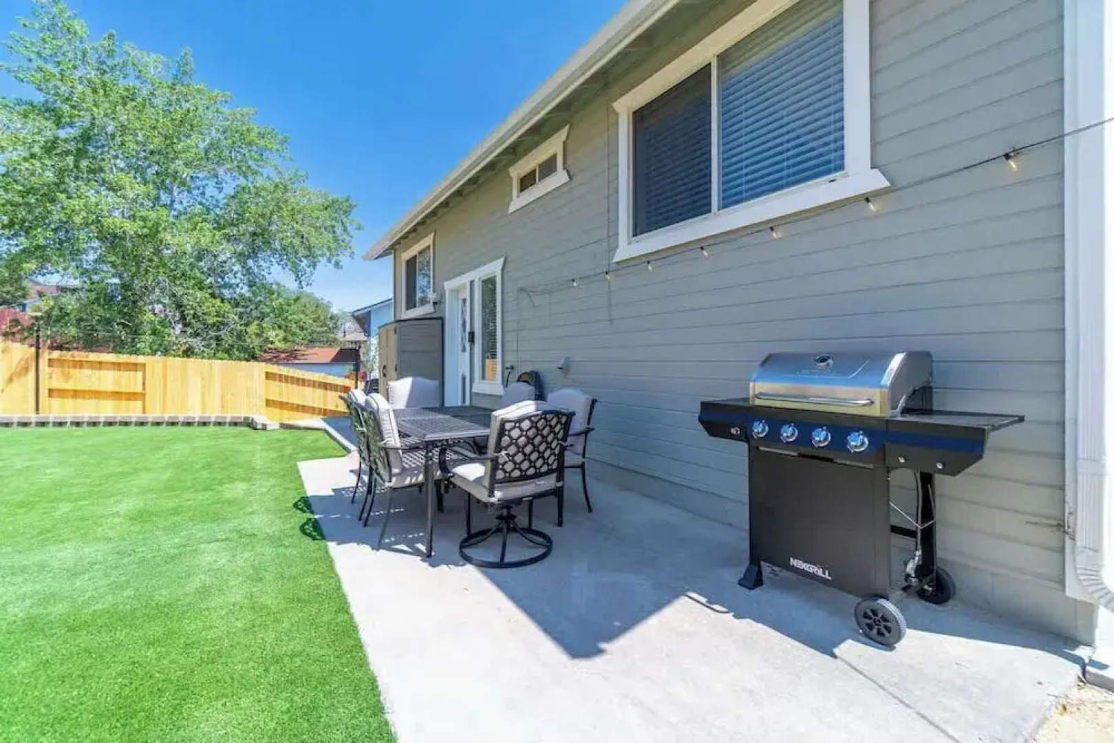 The Deco Retreat - UNR - Pet Friendly