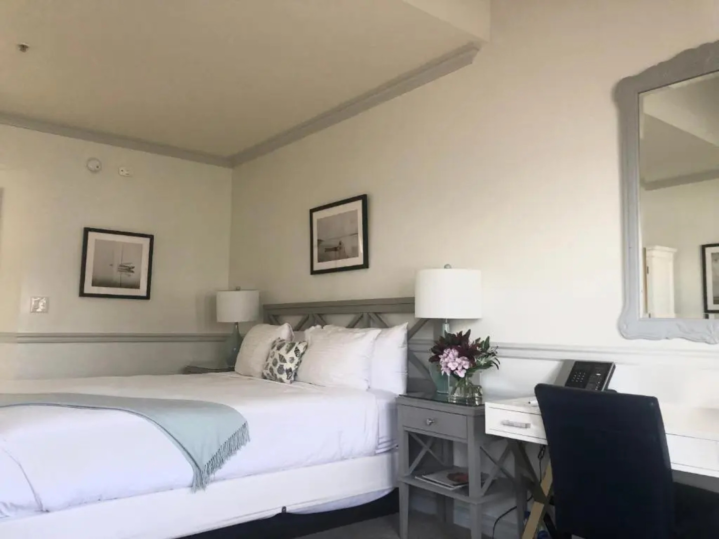 Blue Lantern Inn, A Four Sisters Inn