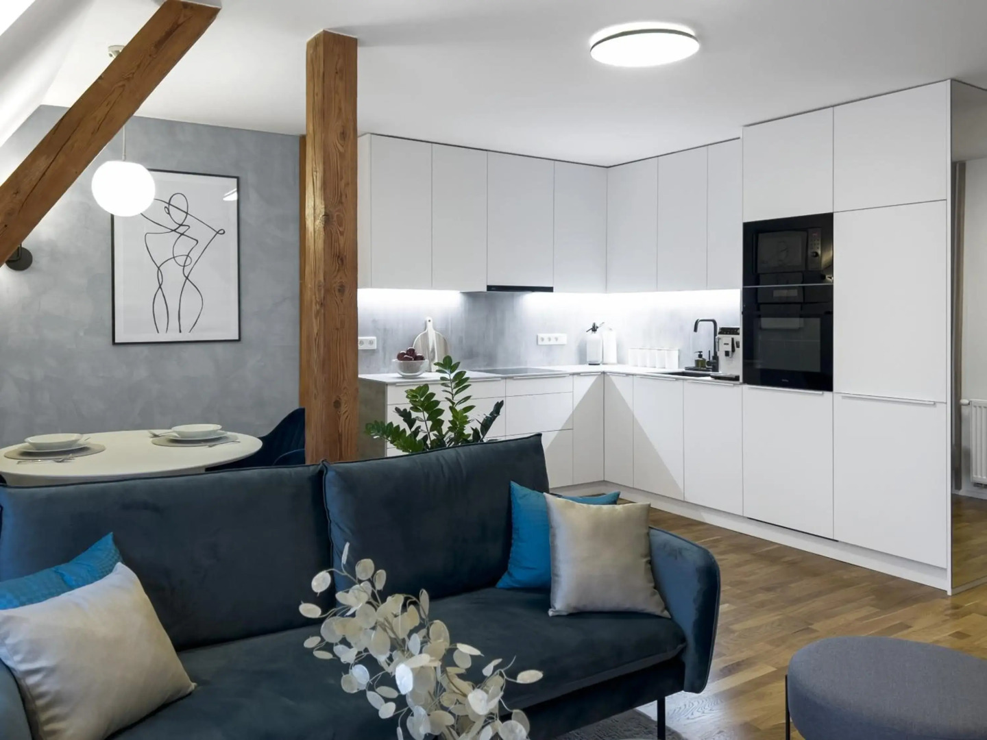 Old Town Museum Apartment