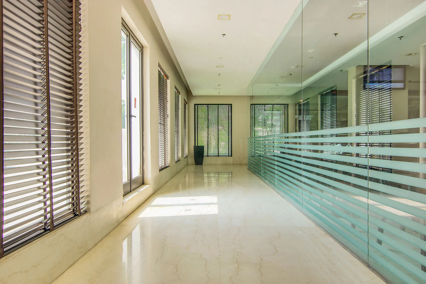 Vibe By The Lalit Traveller