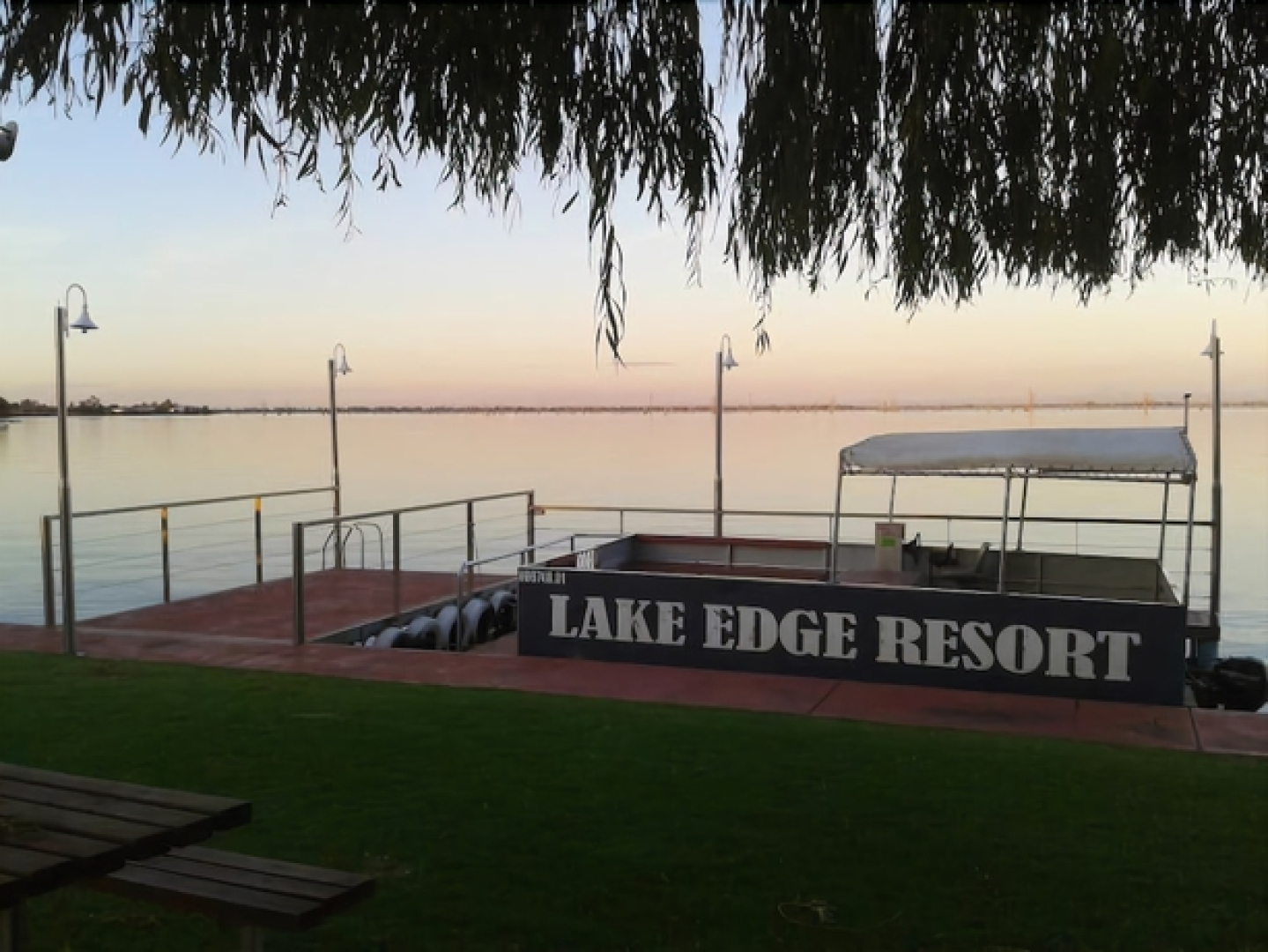 Braeburn Guest House / B&B