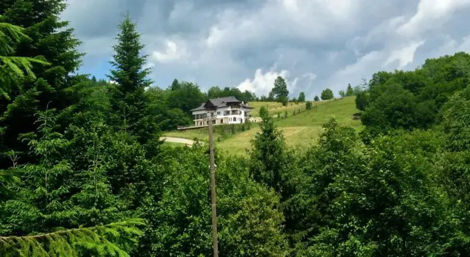 Casa de vacanta La conac
