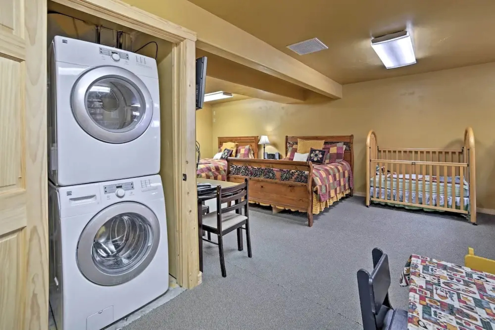 Rustic Cabin Near Palisade State Park w/ Deck!