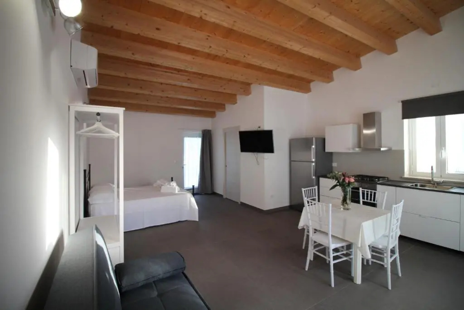 Dimora Savarino Suites with pool