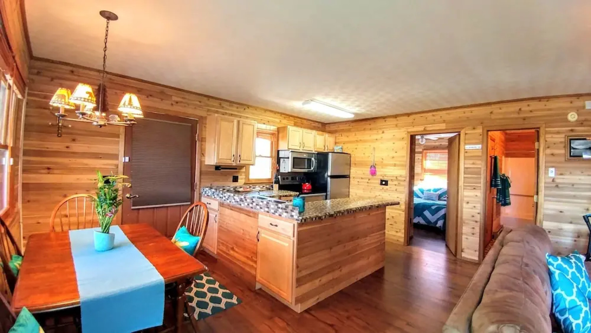 Bear With Us - Two Bedroom Cabin