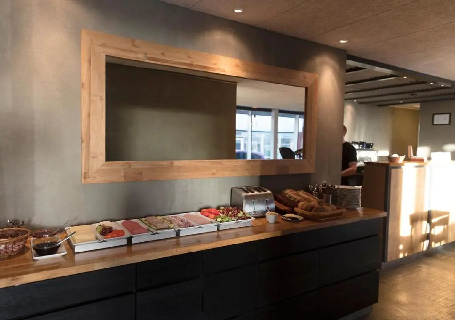 62N Hotel