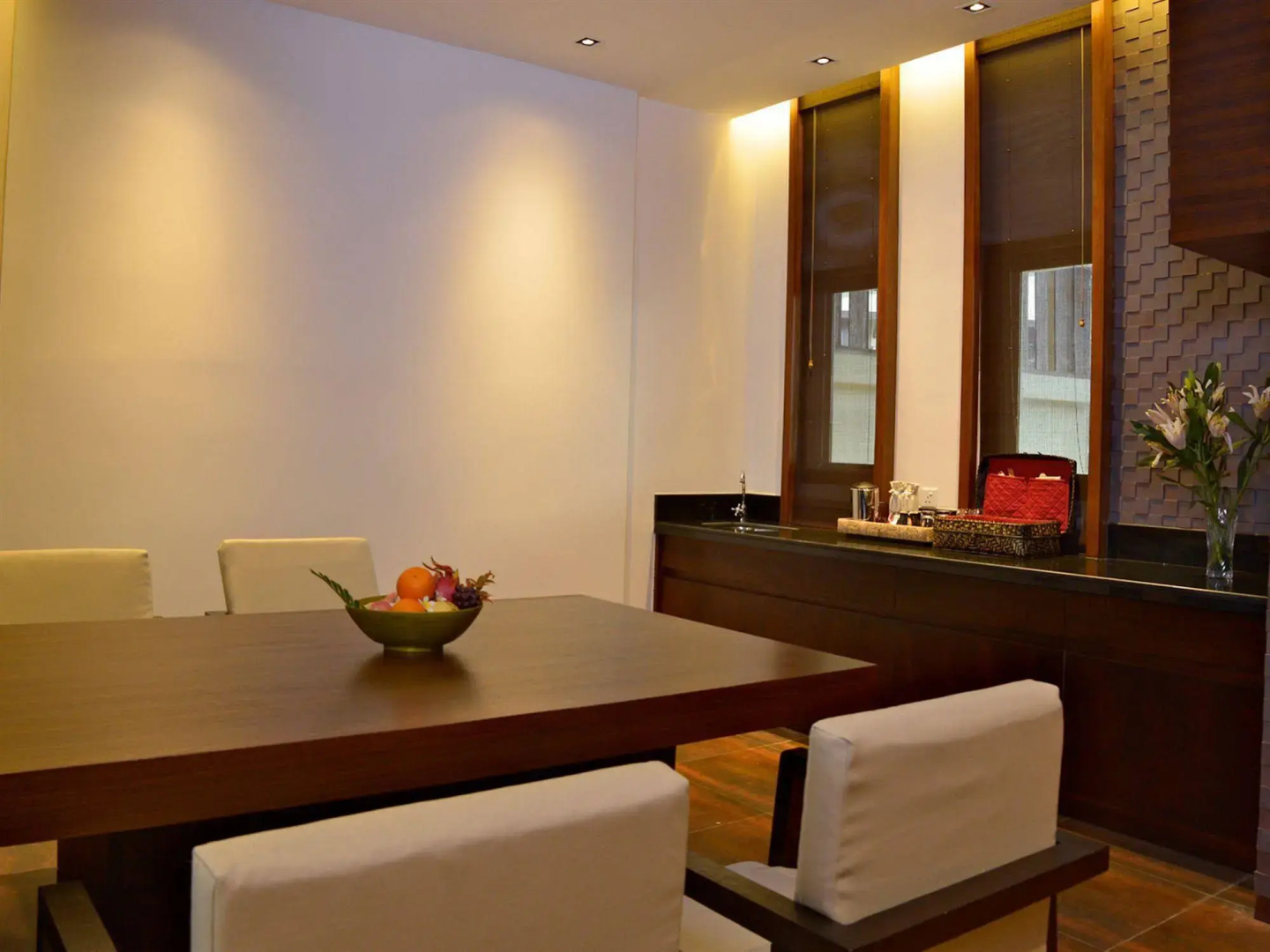 Emerald Palace Hotel