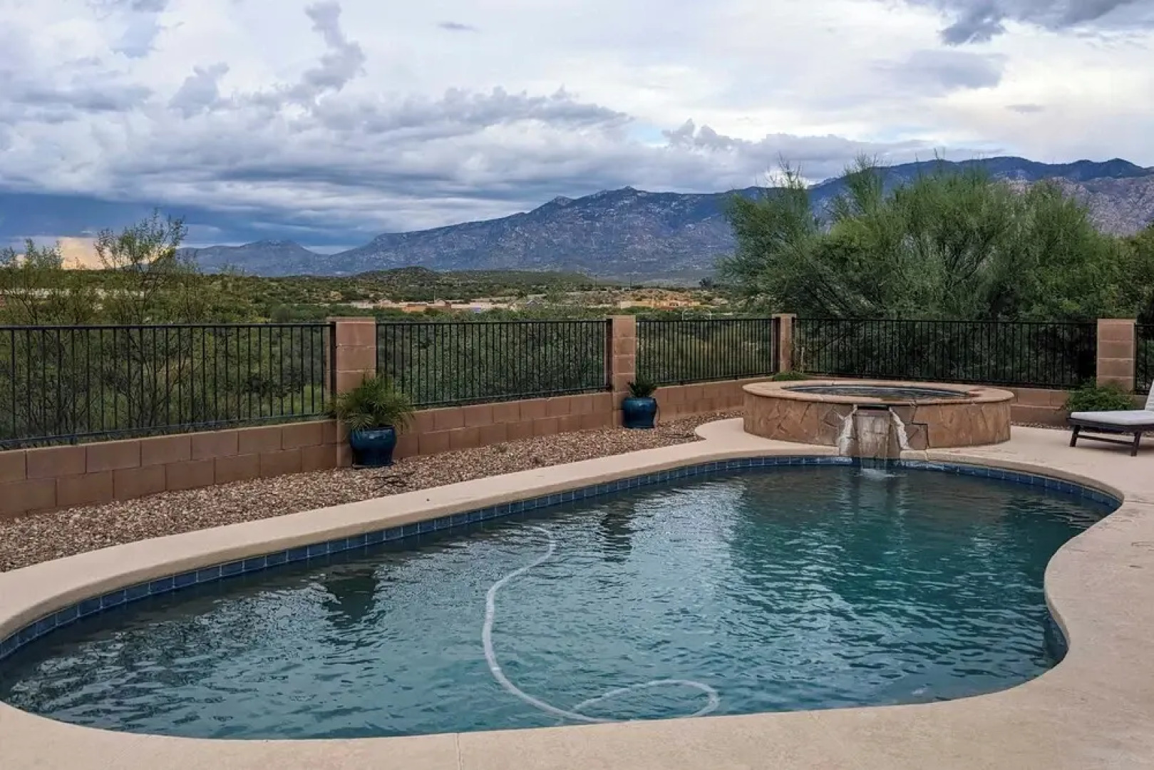 Oro Valley Home w/ Hot Tub & Mountain Views!
