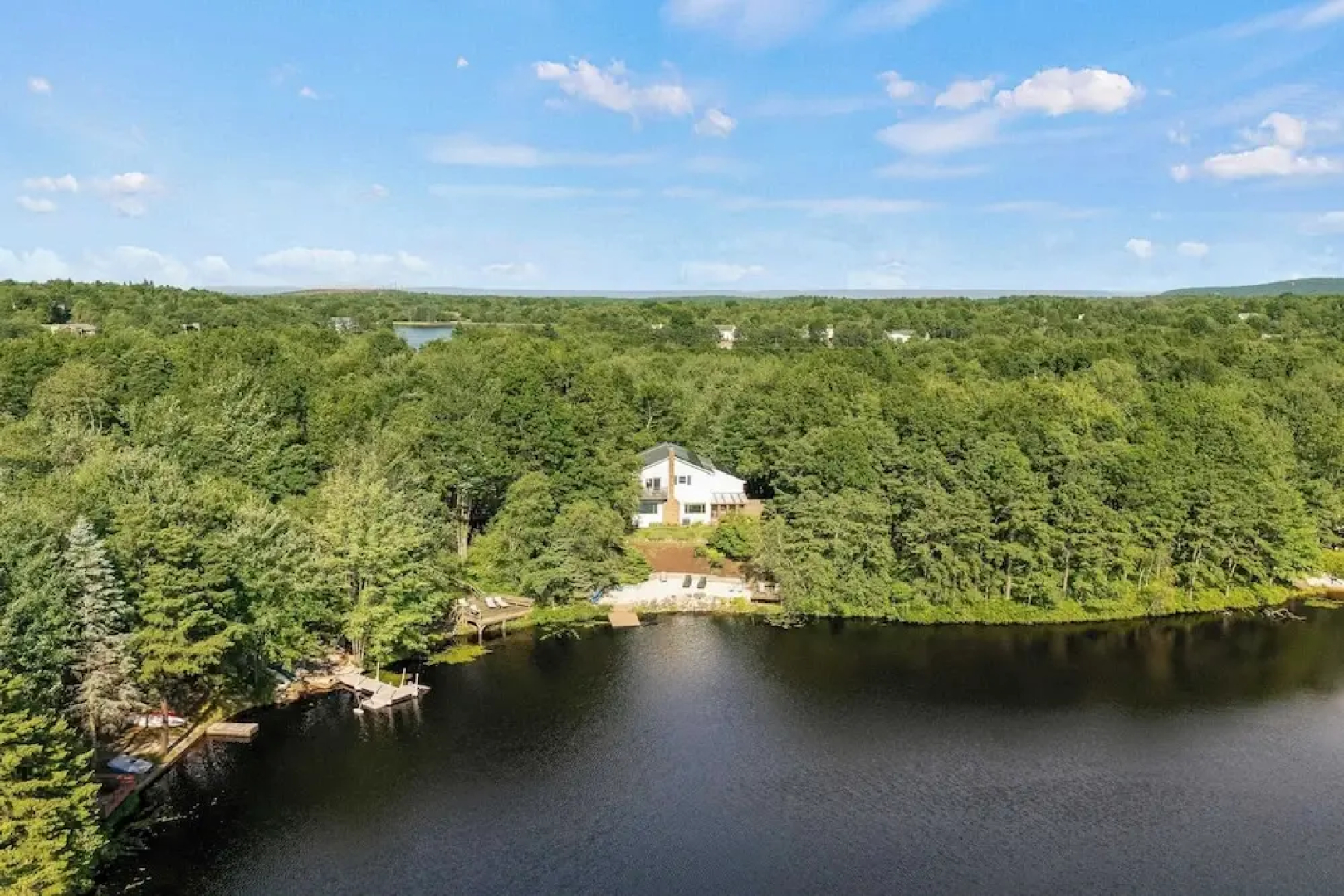 Simply Shores by Avantstay Private Beach + Dock Lake Overlook