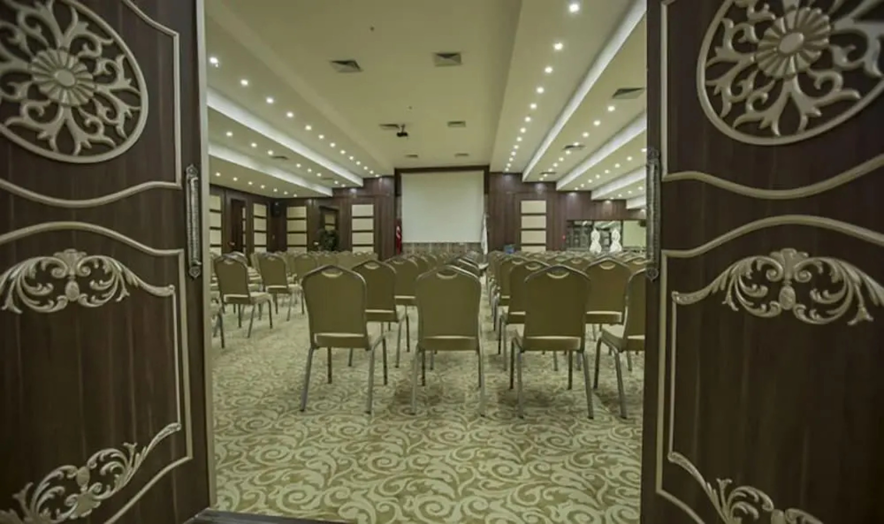 Sarot Termal Park Resort & Spa - Halal Hotel