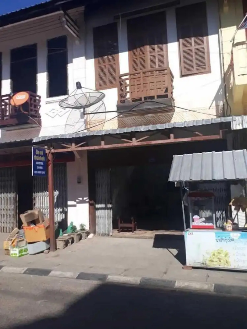 Ba'mi thakhek hostel