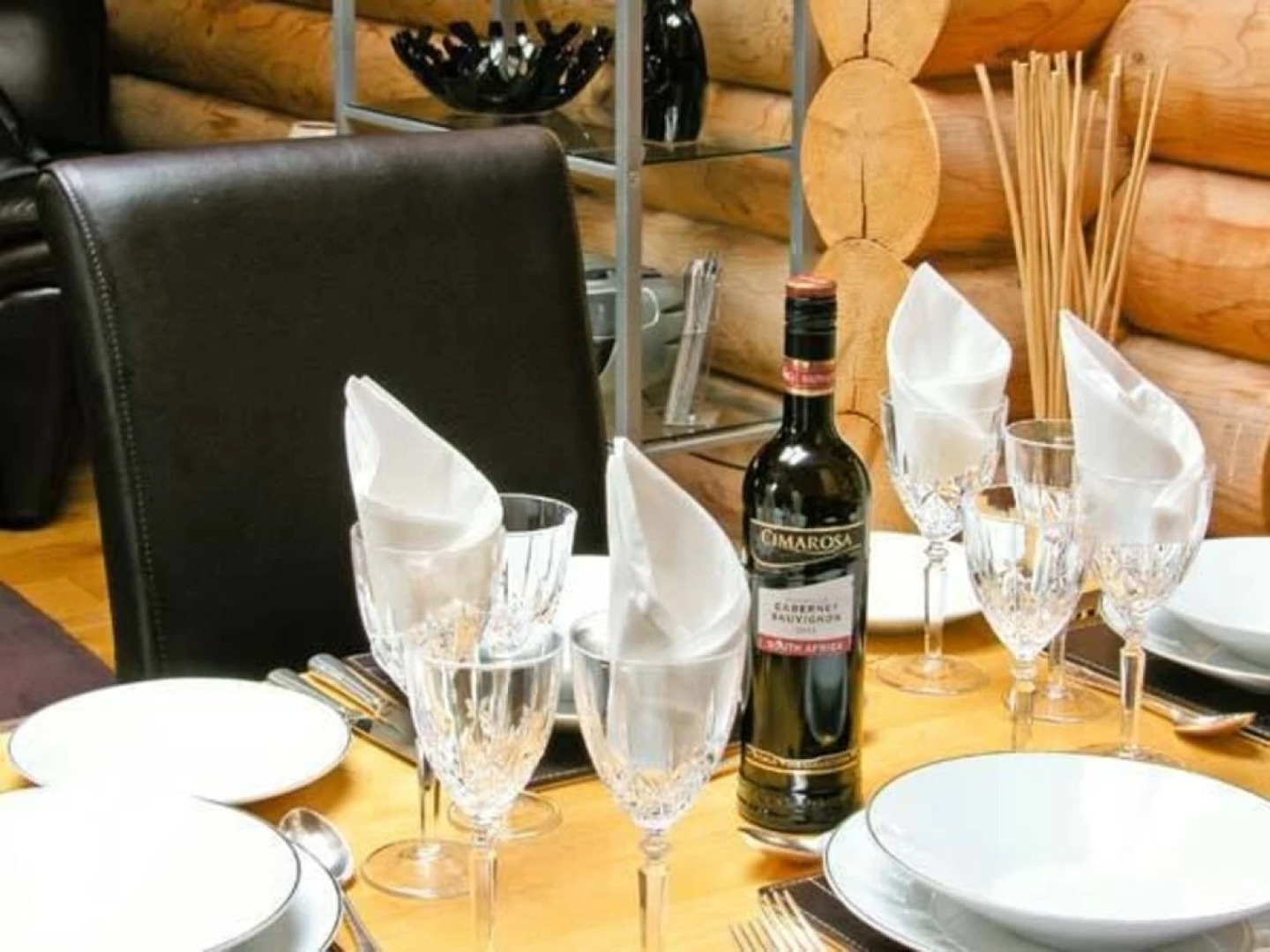 Cedar Log Cabin, Brynallt Country Park