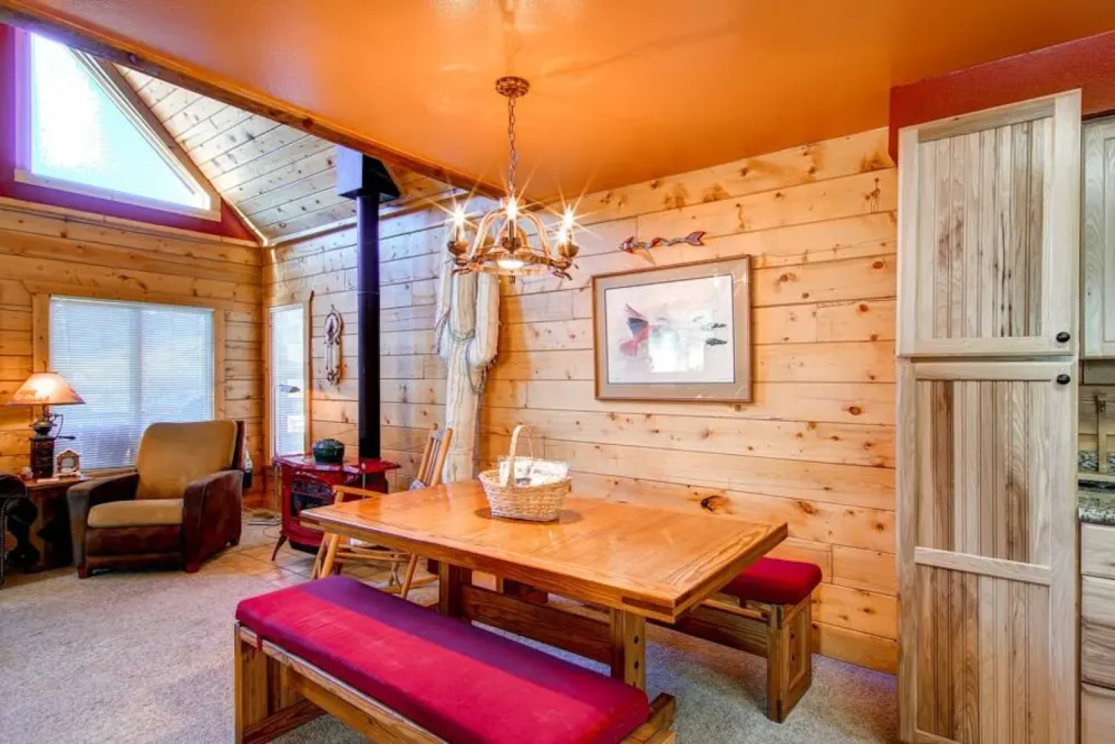 597 Deerpath 3 Br home by RedAwning