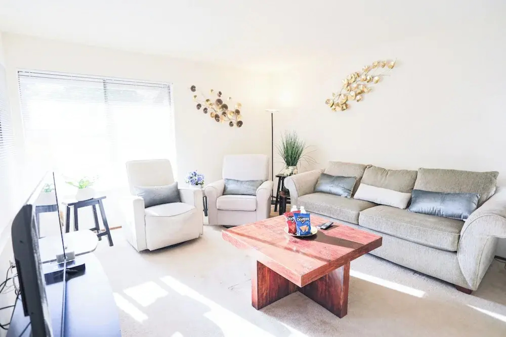 Spacious 3 BR 2B House Sunnyvale Park