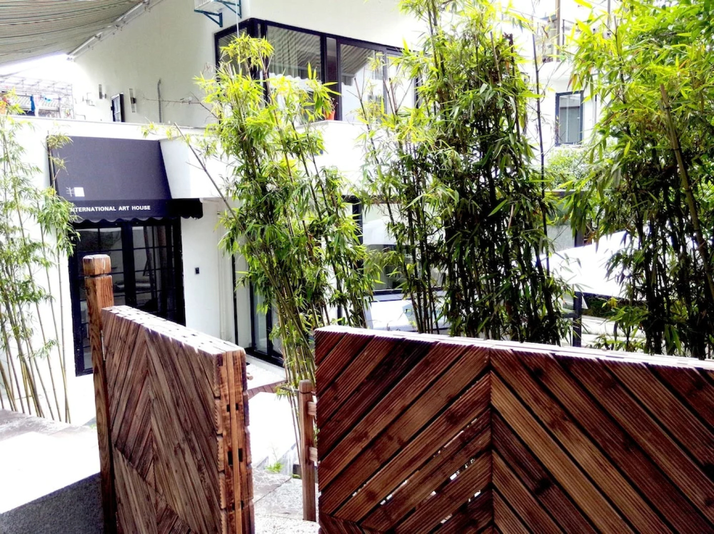 HangZhou Banyan Art House