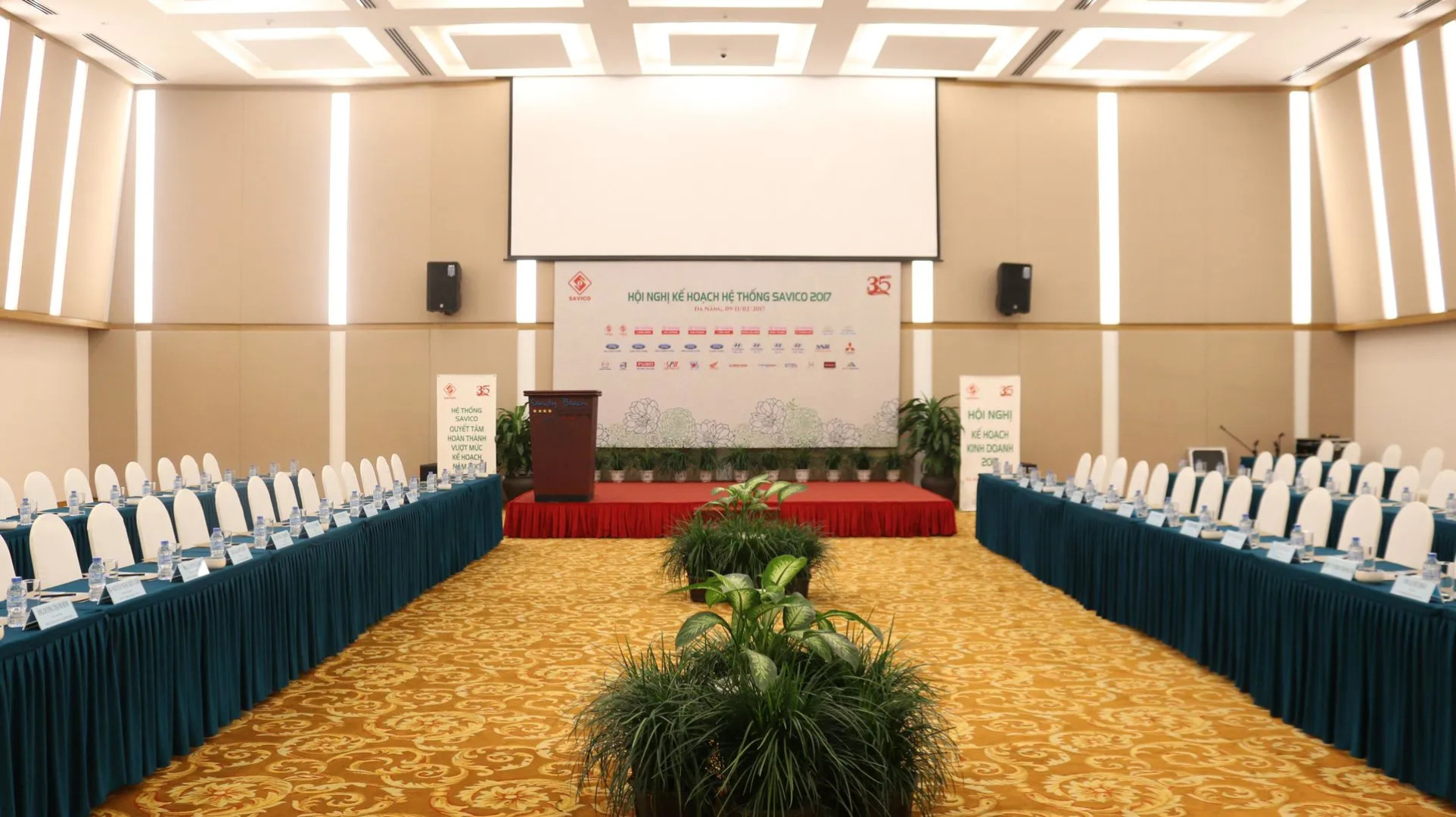 Sandy Beach Non Nuoc Resort