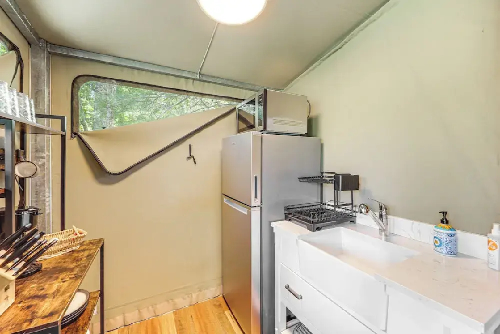 Mtn-view Deck: Scenic Glamping Getaway Near Boone!