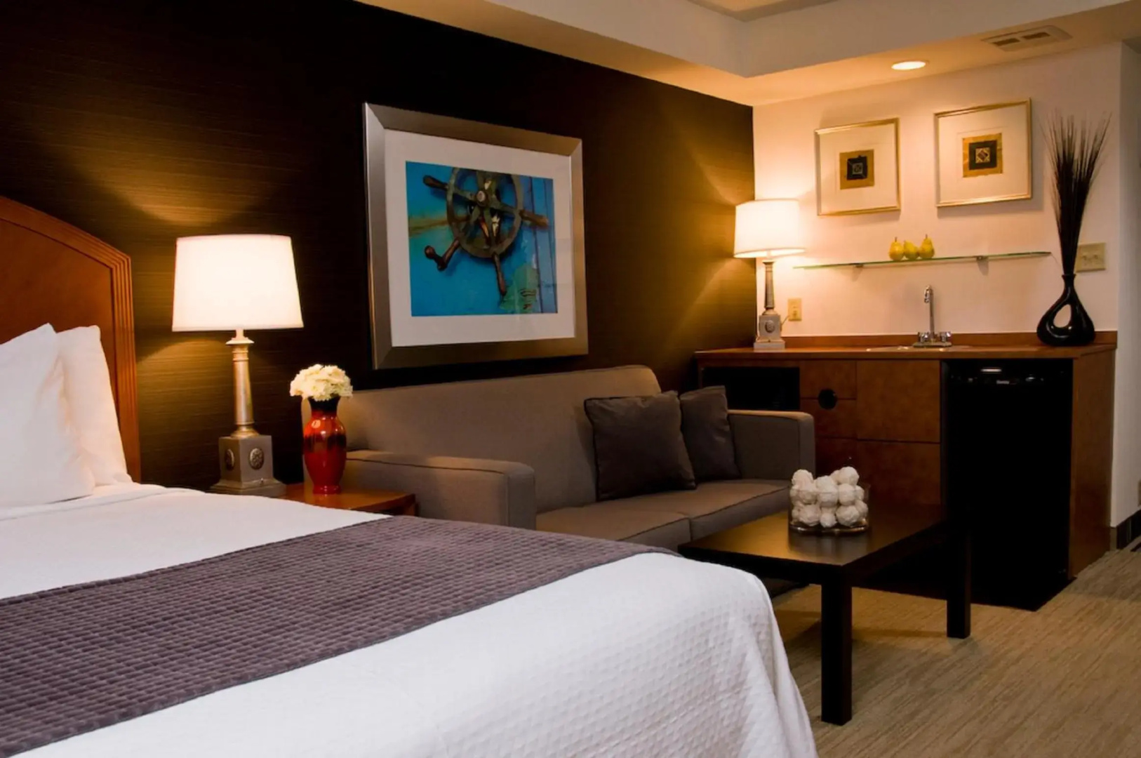 Cambridge Suites Hotel