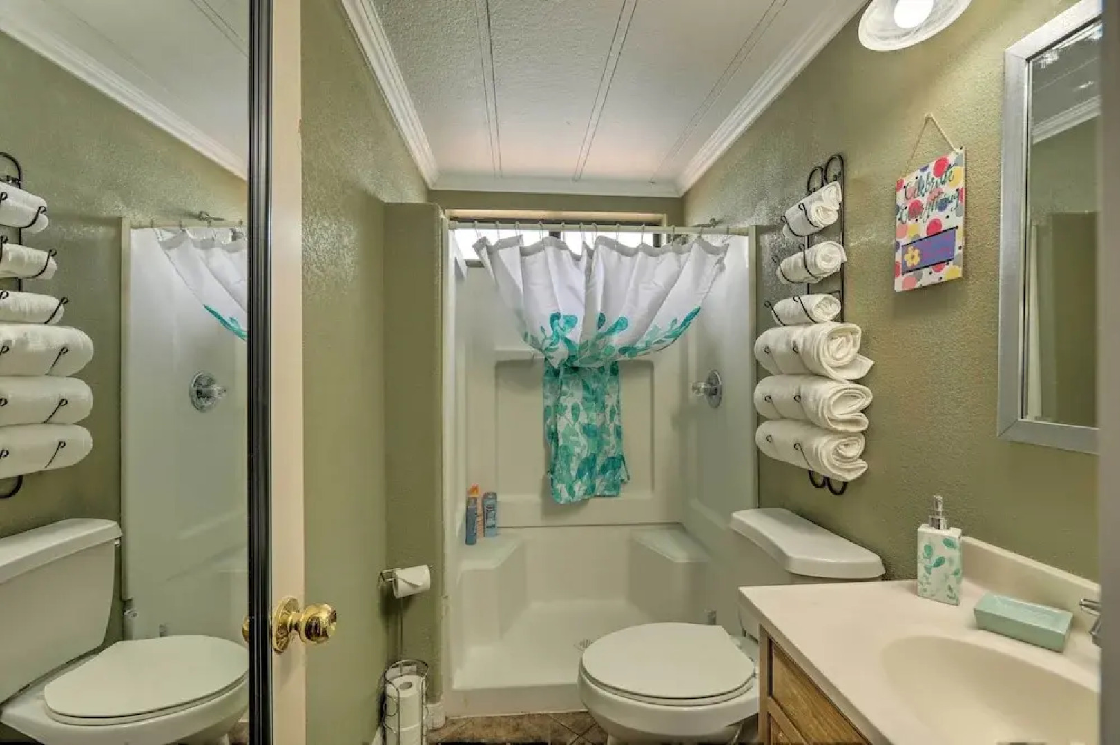 3 Mi to Lake Powell: Page Home w/ Patio & BBQ