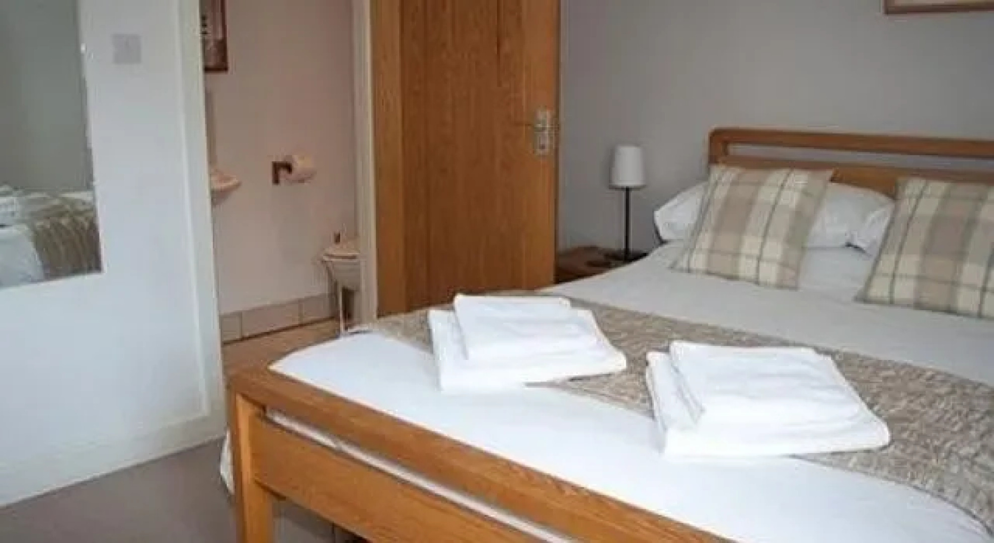 School Cottages BB  Self-Catering