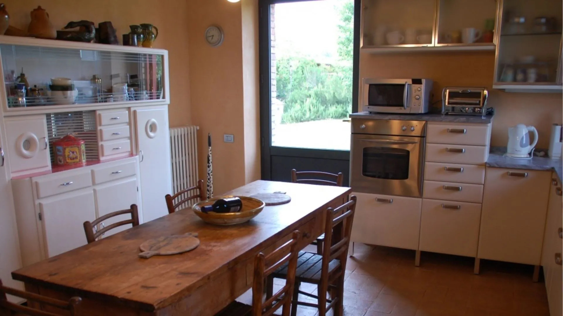 Bagnoletto Splendid Farmhouse in the Open Countryside-bagnoletto