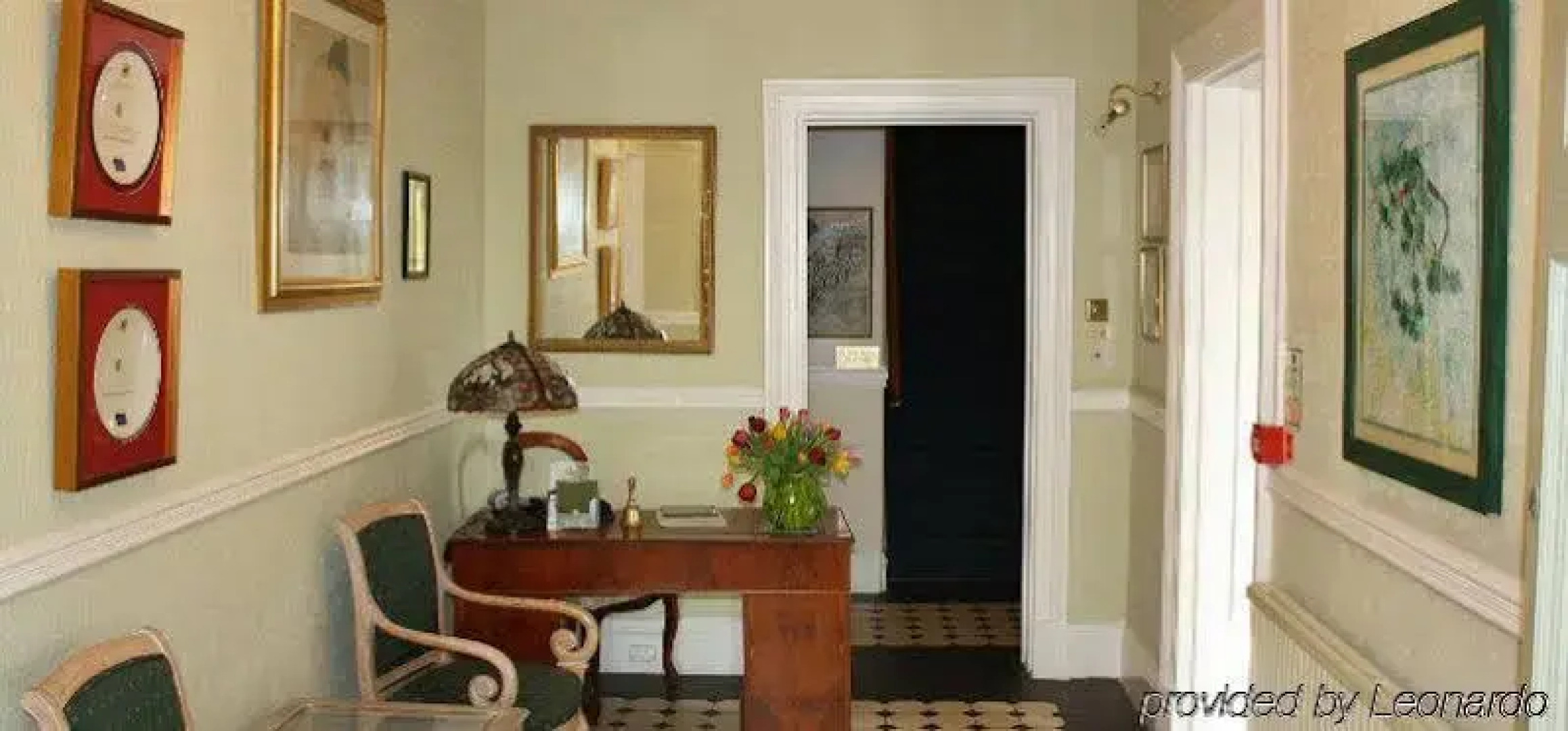 Woodlands Country House