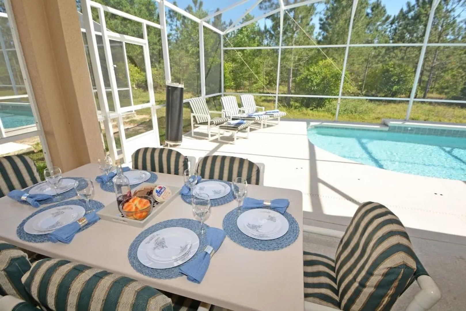 454HC Four Winds 4 Br villa by RedAwning