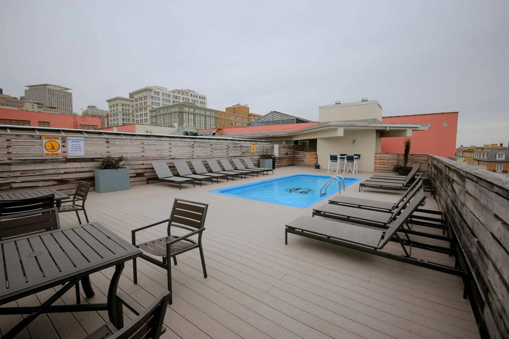 Hosteeva French Quarter Suite & Balcony